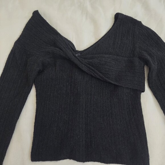 NEW Rails Alpaca Florence Sweater Size XS Black Off the Shoulder - Picture 4 of 7